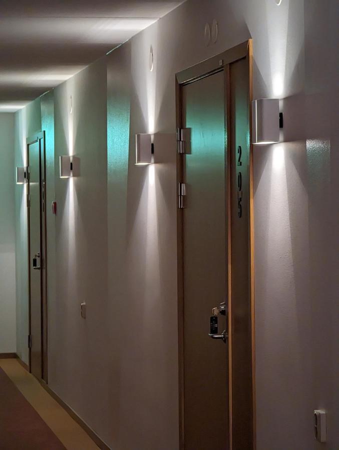 Hotell Bro Kristinehamn Extérieur photo